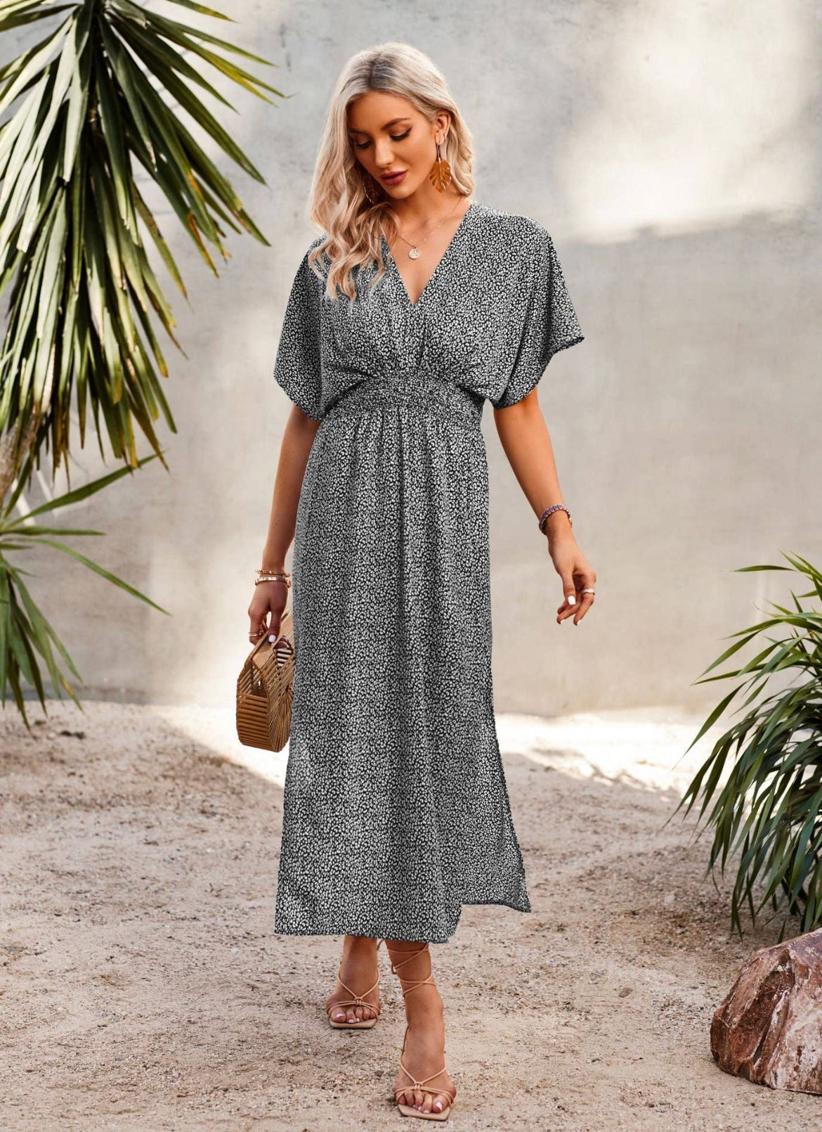 Leopard Kimono Midi - Black The Emerald Moon Boutique Leopard Kimono Midi - Black The Emerald Moon Boutique